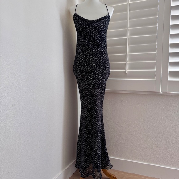 JLUXLABEL Black and White Floral Open Back Cowl Neck Slip Maxi Dress Size Small - Picture 6 of 12